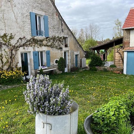 La Maison De Tina Leugny Екстериор снимка