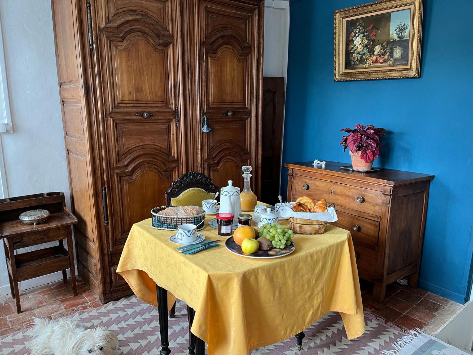 La Maison De Tina Leugny Екстериор снимка