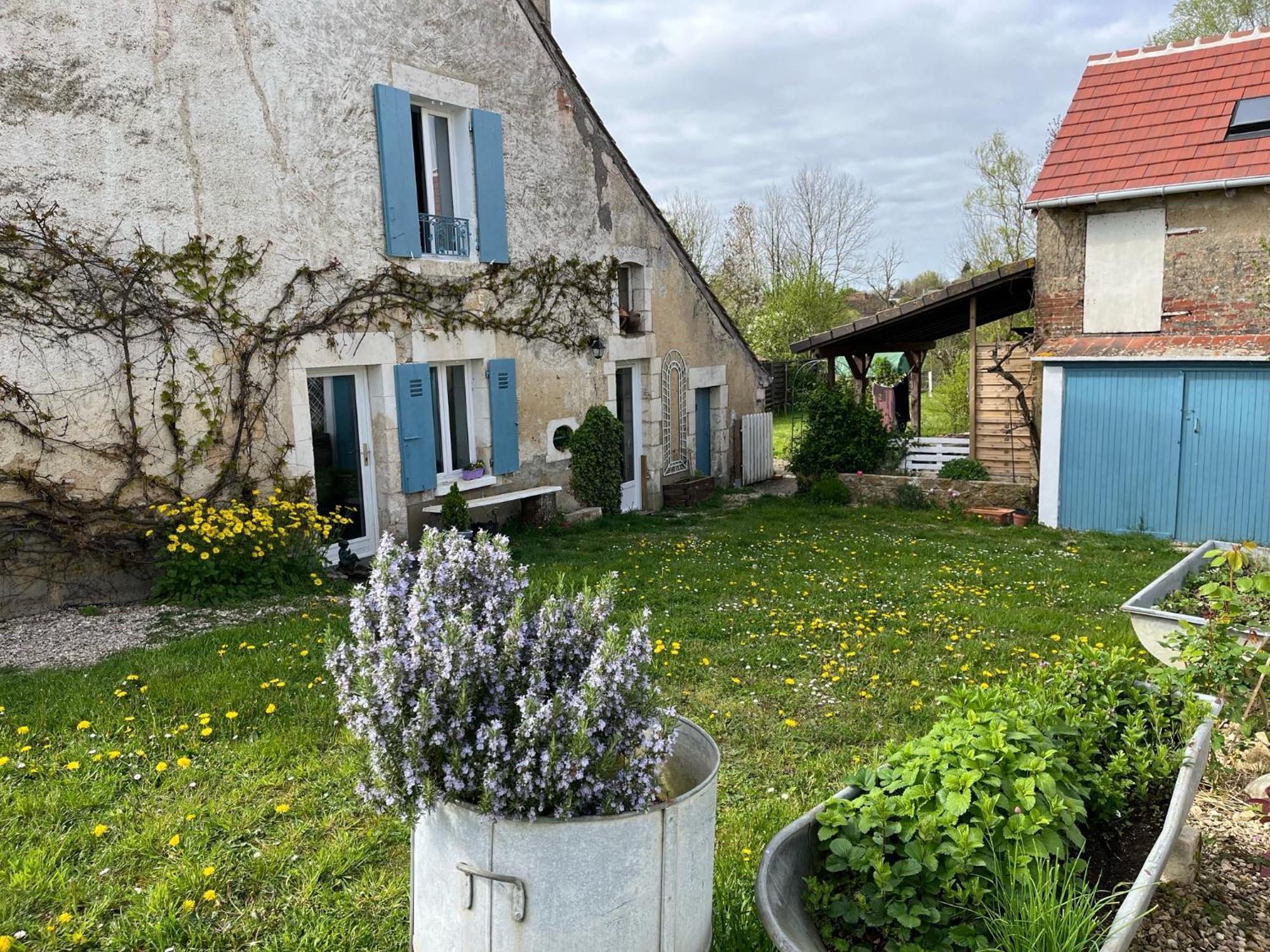 La Maison De Tina Leugny Екстериор снимка